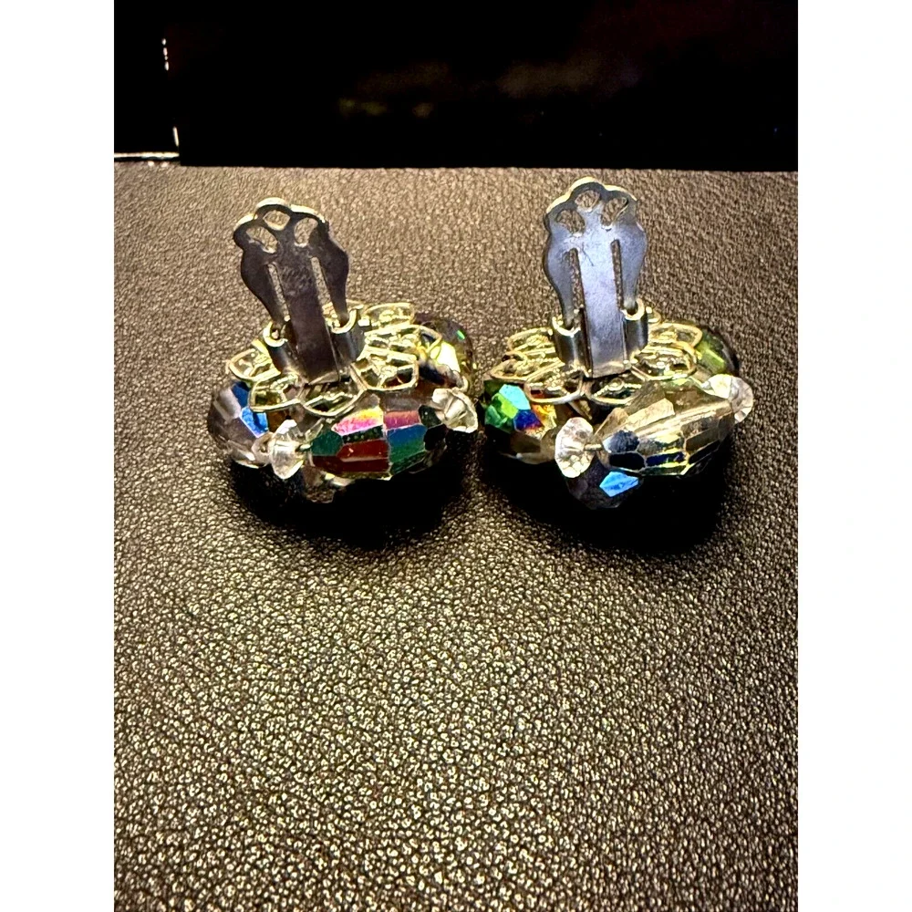 Vintage Faceted Crystal Iridescent Rhinestone Aurora Borealis Clip-on Earrings